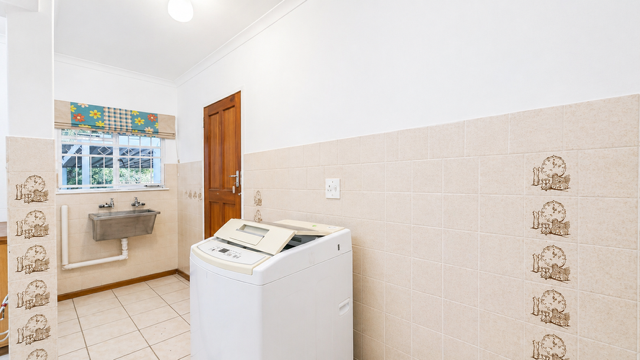 5 Bedroom Property for Sale in Universitas Ridge Free State